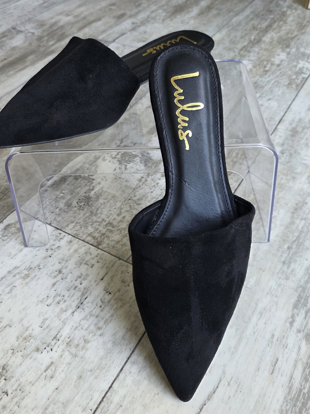 Lulu's Black Suede Pointed-Toe Mule